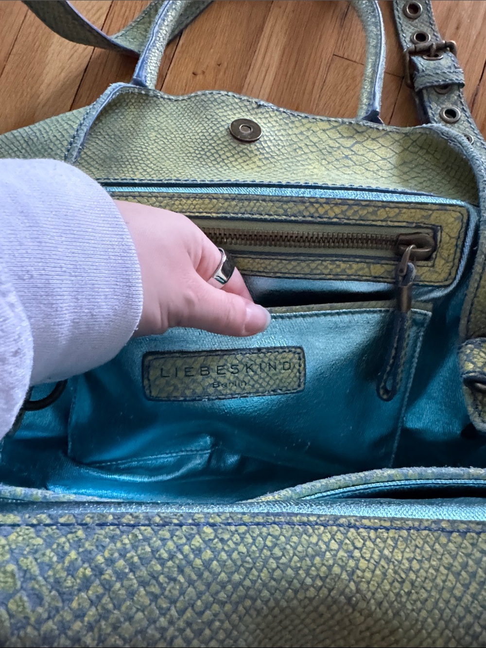 Liebeskind Turquoise Green Snake-Embossed Leather Shoulder Bag - Picture 8 of 10